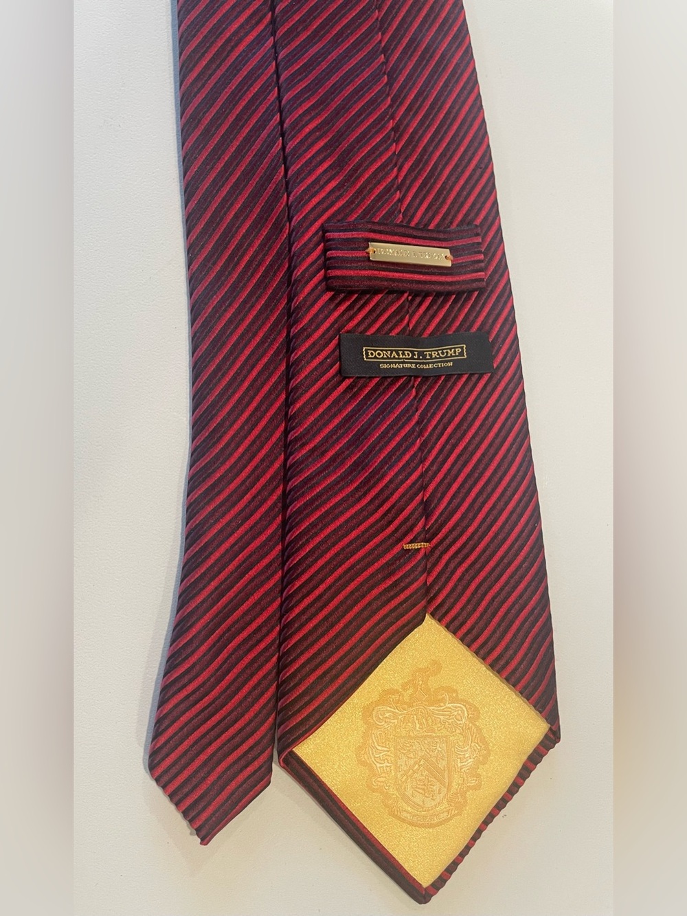 Donald J. Trump Signature Collection Red and Black Diagonal Stripe Tie